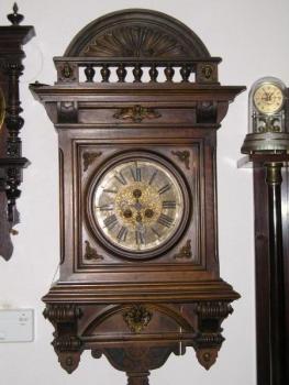 Uhr - Massivholz - 1880