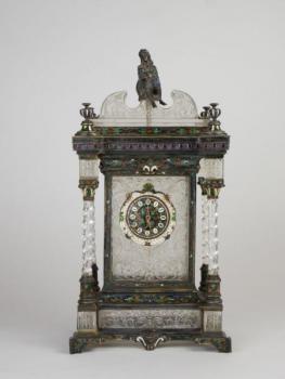 Uhr mit figuralen Skulptur - Emaille, Kristall - 1875